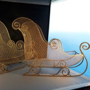 Gold Wire Sleigh Home Decor